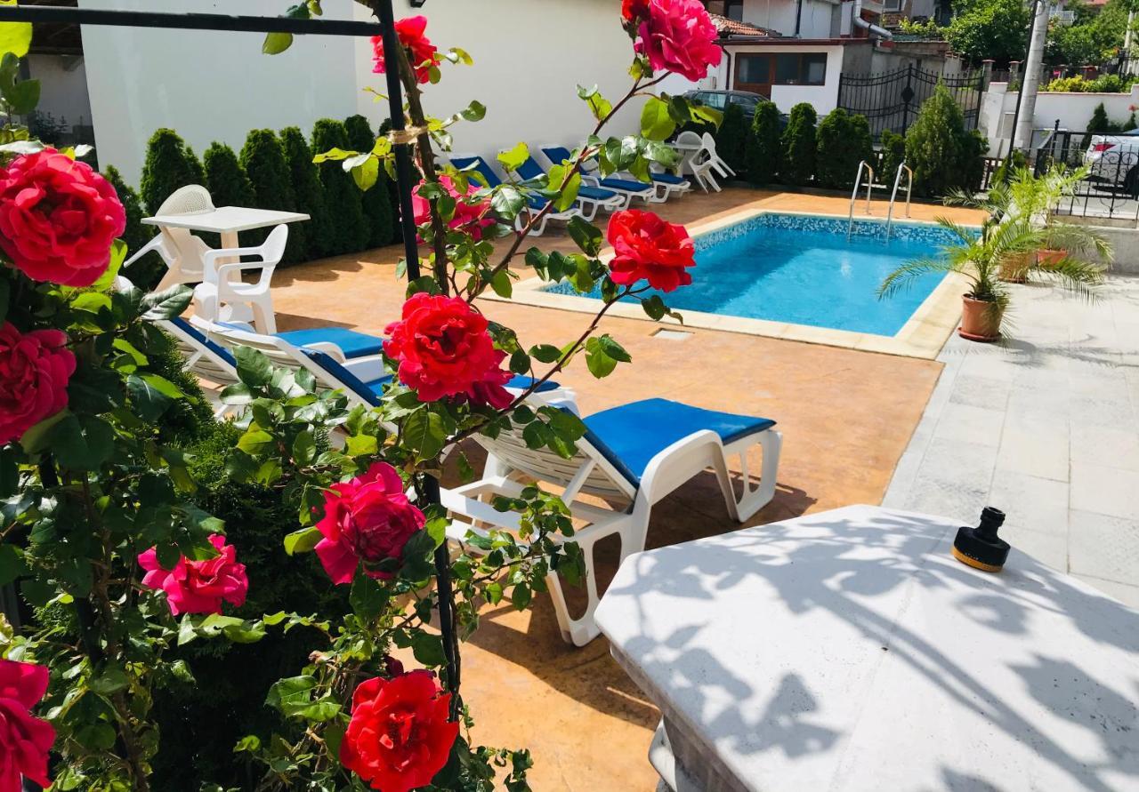 Apartment Raya Obzor Buitenkant foto